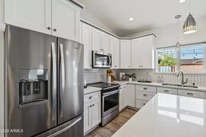 8522 E Vernon Avenue, Scottsdale, AZ 85257 - Photo 15