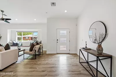 8522 E Vernon Avenue, Scottsdale, AZ 85257 - Photo 11