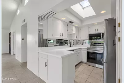 1370 N Tamarisk Drive, Chandler, AZ 85224 - Photo 11