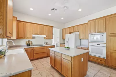 2944 W Eastman Drive, Anthem, AZ 85086 - Photo 17