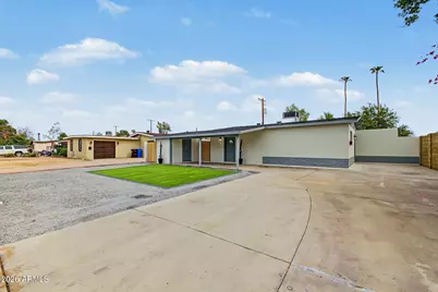7727 W Weldon Avenue, Phoenix, AZ 85033 - Photo 3