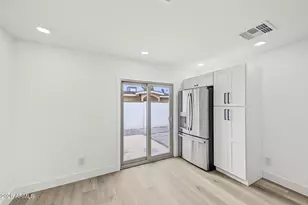 7727 W Weldon Ave, Phoenix, AZ 85033 - Photo 13