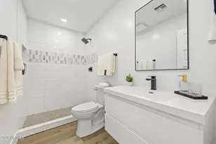 7727 W Weldon Ave, Phoenix, AZ 85033 - Photo 17