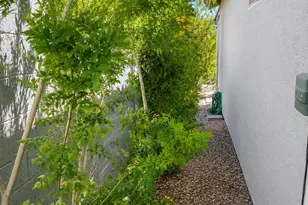 3007 E Rockwood Dr, Phoenix, AZ 85050 - Photo 17