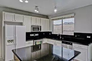 10220 E Meadow Hill Dr, Scottsdale, AZ 85260 - Photo 7