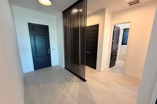 21315 N 59th Ter, Phoenix, AZ 85054 - Photo 3