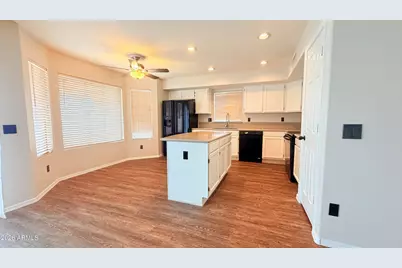1226 E Tremaine Avenue, Gilbert, AZ 85234 - Photo 5