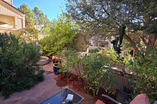 1390 Vista Montana Rd, Sedona, AZ 86336 - Photo 17