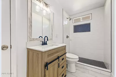 2535 N 50th Drive, Phoenix, AZ 85035 - Photo 17