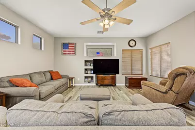 281 W Brooks Street, Gilbert, AZ 85233 - Photo 9