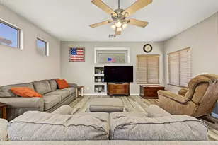 281 W Brooks St, Gilbert, AZ 85233 - Photo 9