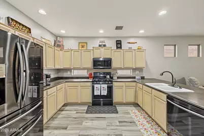 281 W Brooks Street, Gilbert, AZ 85233 - Photo 13