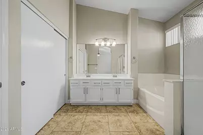 1050 W Whitten Street, Chandler, AZ 85224 - Photo 9