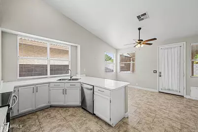 1050 W Whitten Street, Chandler, AZ 85224 - Photo 15