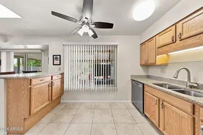 18406 N 96th Avenue, Sun City, AZ 85373 - Photo 15