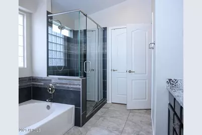 8710 E Pinchot Avenue, Scottsdale, AZ 85251 - Photo 13