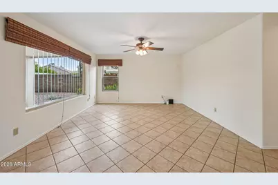 4512 E Mountain Sky Avenue, Phoenix, AZ 85044 - Photo 9