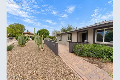 3840 E Sahuaro Drive, Phoenix, AZ 85028 - Photo 1