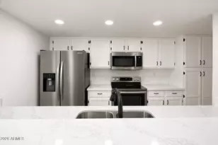 1021 S Greenfield Rd, Mesa, AZ 85206 - Photo 9