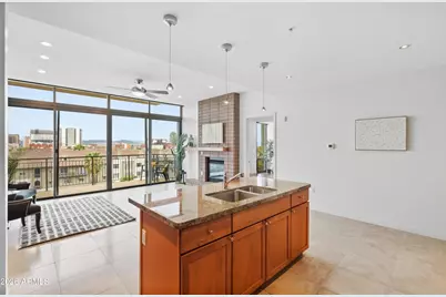 208 W Portland Street #655, Phoenix, AZ 85003 - Photo 11