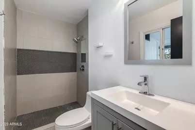 8719 E Rancho Vista Drive, Scottsdale, AZ 85251 - Photo 25