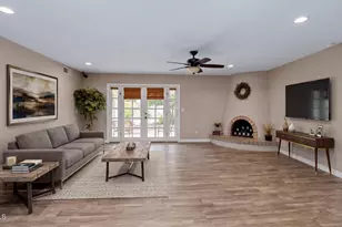 14256 N 60th St, Scottsdale, AZ 85254 - Photo 1
