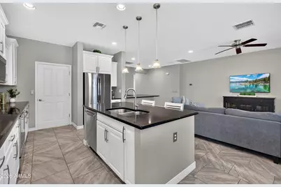 22768 W Moonlight Path, Buckeye, AZ 85326 - Photo 11