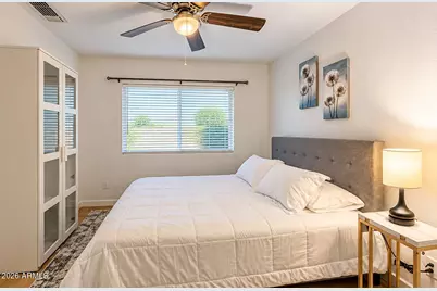 8626 W Willow Avenue, Peoria, AZ 85381 - Photo 11