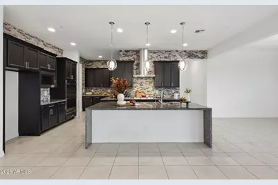 18134 W Highland Avenue, Goodyear, AZ 85395 - Photo 9