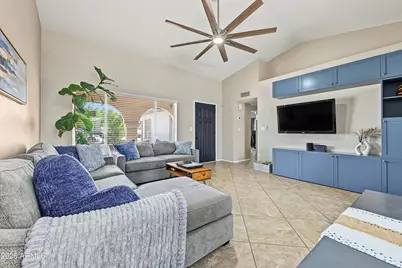 3708 E Renee Drive, Phoenix, AZ 85050 - Photo 3