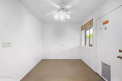 7928 E Mendoza Avenue, Mesa, AZ 85209 - Photo 29
