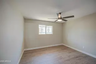4750 N 39th Dr, Phoenix, AZ 85019 - Photo 21