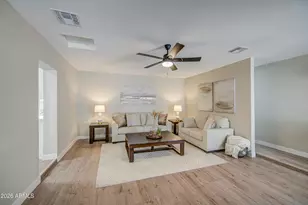 4750 N 39th Dr, Phoenix, AZ 85019 - Photo 15