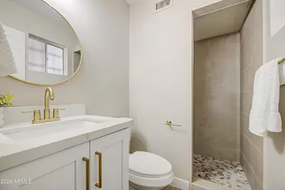 4750 N 39th Drive, Phoenix, AZ 85019 - Photo 17