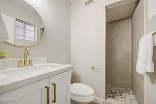 4750 N 39th Dr, Phoenix, AZ 85019 - Photo 17