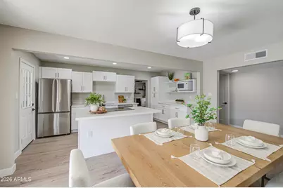 4750 N 39th Drive, Phoenix, AZ 85019 - Photo 11