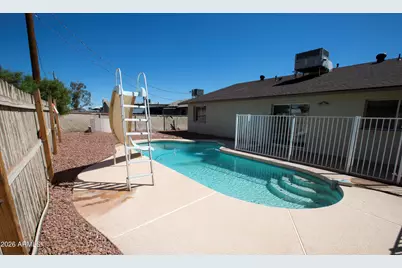 3154 W Lisbon Lane, Phoenix, AZ 85053 - Photo 11
