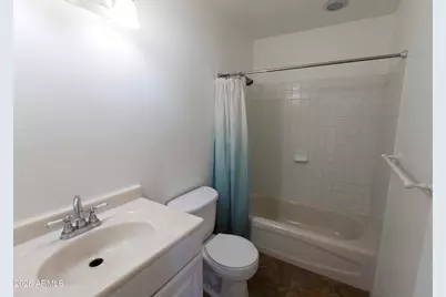 3154 W Lisbon Lane, Phoenix, AZ 85053 - Photo 17