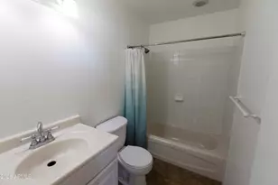 3154 W Lisbon Ln, Phoenix, AZ 85053 - Photo 17