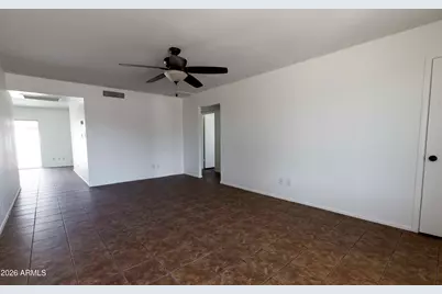 3154 W Lisbon Lane, Phoenix, AZ 85053 - Photo 13
