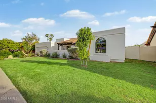 3169 E Berridge Ln, Phoenix, AZ 85016 - Photo 11