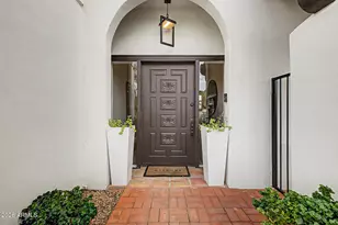 3169 E Berridge Ln, Phoenix, AZ 85016 - Photo 15
