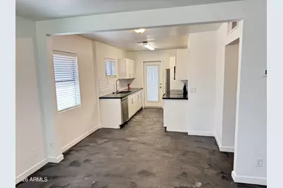 319 W Highland Avenue #Apt 3, Phoenix, AZ 85013 - Photo 3