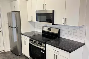 319 W Highland Ave, Phoenix, AZ 85013 - Photo 5