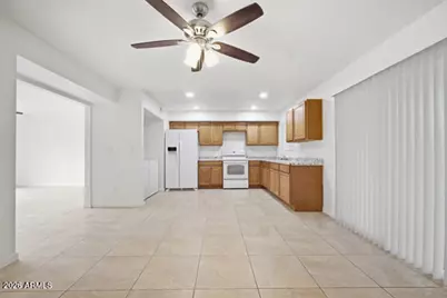 6680 N 43rd Avenue, Glendale, AZ 85301 - Photo 9