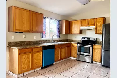 8212 W Apache Street, Phoenix, AZ 85043 - Photo 7