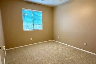 24637 N 65th Ave, Glendale, AZ 85310 - Photo 29