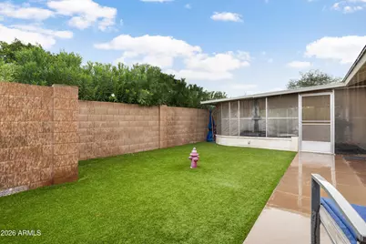 10102 W Deanne Drive, Sun City, AZ 85351 - Photo 33