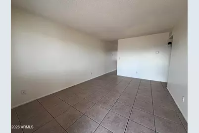 8321 N 61st Avenue #2, Glendale, AZ 85302 - Photo 3