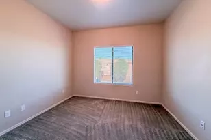 21655 N 36th Ave, Glendale, AZ 85308 - Photo 15